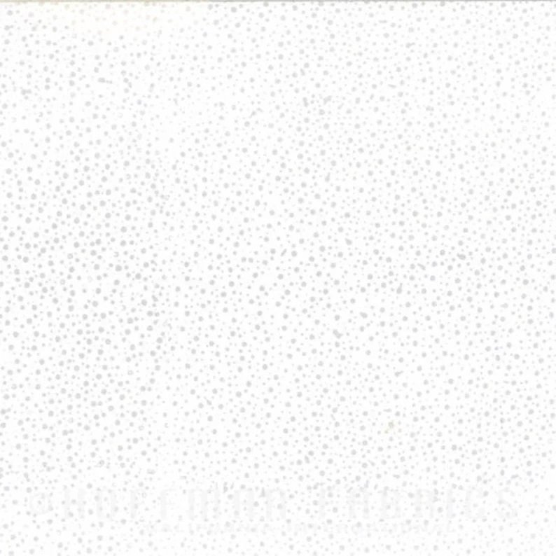 Bali Chops by Hoffman Calif. 885-22 Ivory sold by the 1/2 yd.