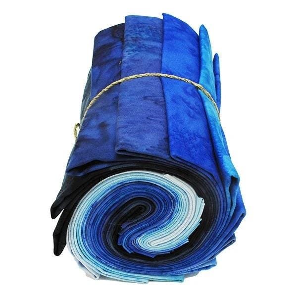 1895 Watercolors Fat Quarter Bundle by Hoffman Calif. #1895FQ-7 Blue 12 fat quarters